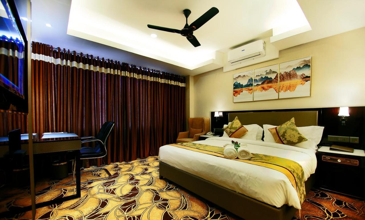 Hotel Merlin Residency Kottayam Exterior foto