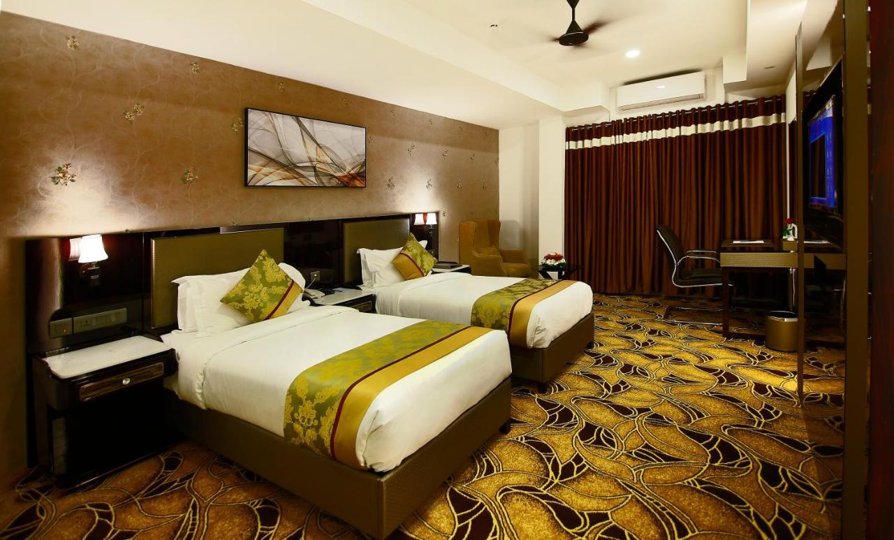 Hotel Merlin Residency Kottayam Exterior foto